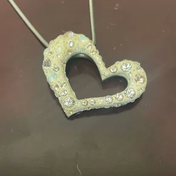 Swarovski rare 2000 slanted heart from their snow princess collection